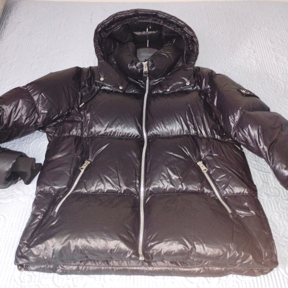 Men Canadian Mackage